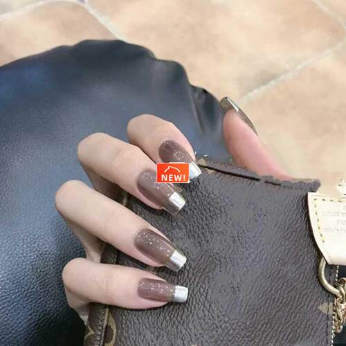 24 pieces of silver French fake nails, wearing nail stickers