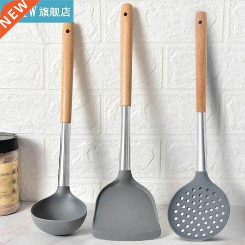 1pc Heat Resistant Kitchen Utensil Non Stick Wooden