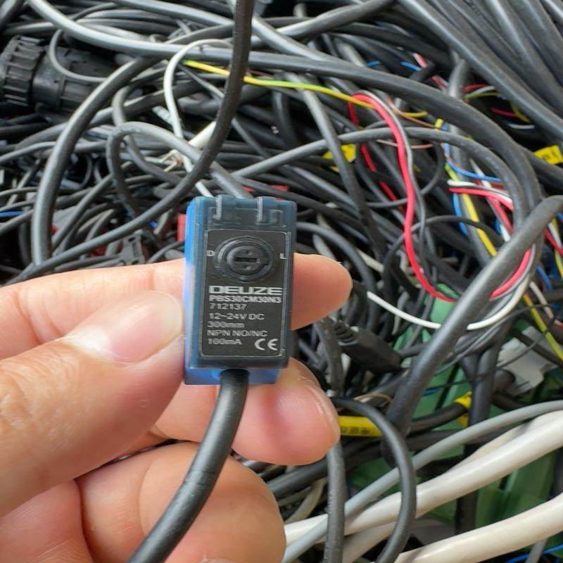 德国DEUZE德尔兹光电开关，PBS30CM30N3(议价）