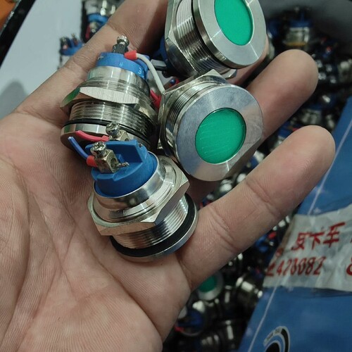 拆机二手 指示灯 24V 12V 都有 要的联系 议价