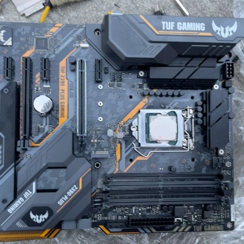 华硕TUF Z390-PLUS GAMING主板出售啦！几乎 议价