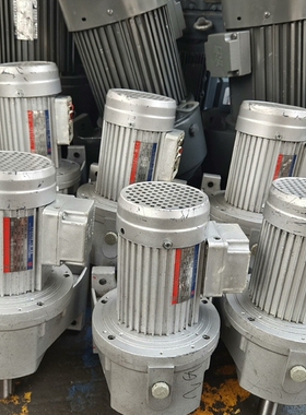 东历4OOw1：1OO轴头32功能正常 议价