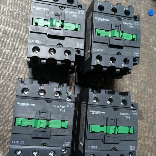 LC1E50交流接触器220V 线圈电压 议价