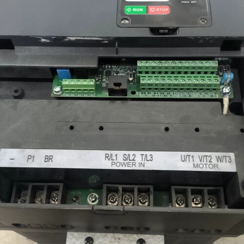 东变频器T310-4010-H3C 380V7.5KW/1 议价