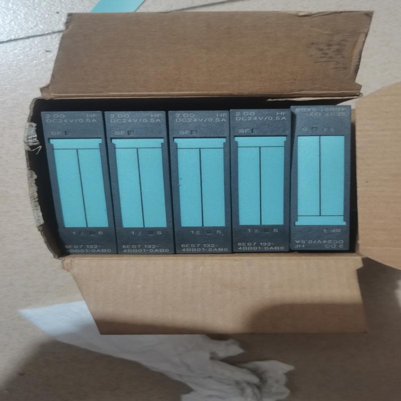 工程剩余西门子6ES7  132-4BB01-0AB(议价）