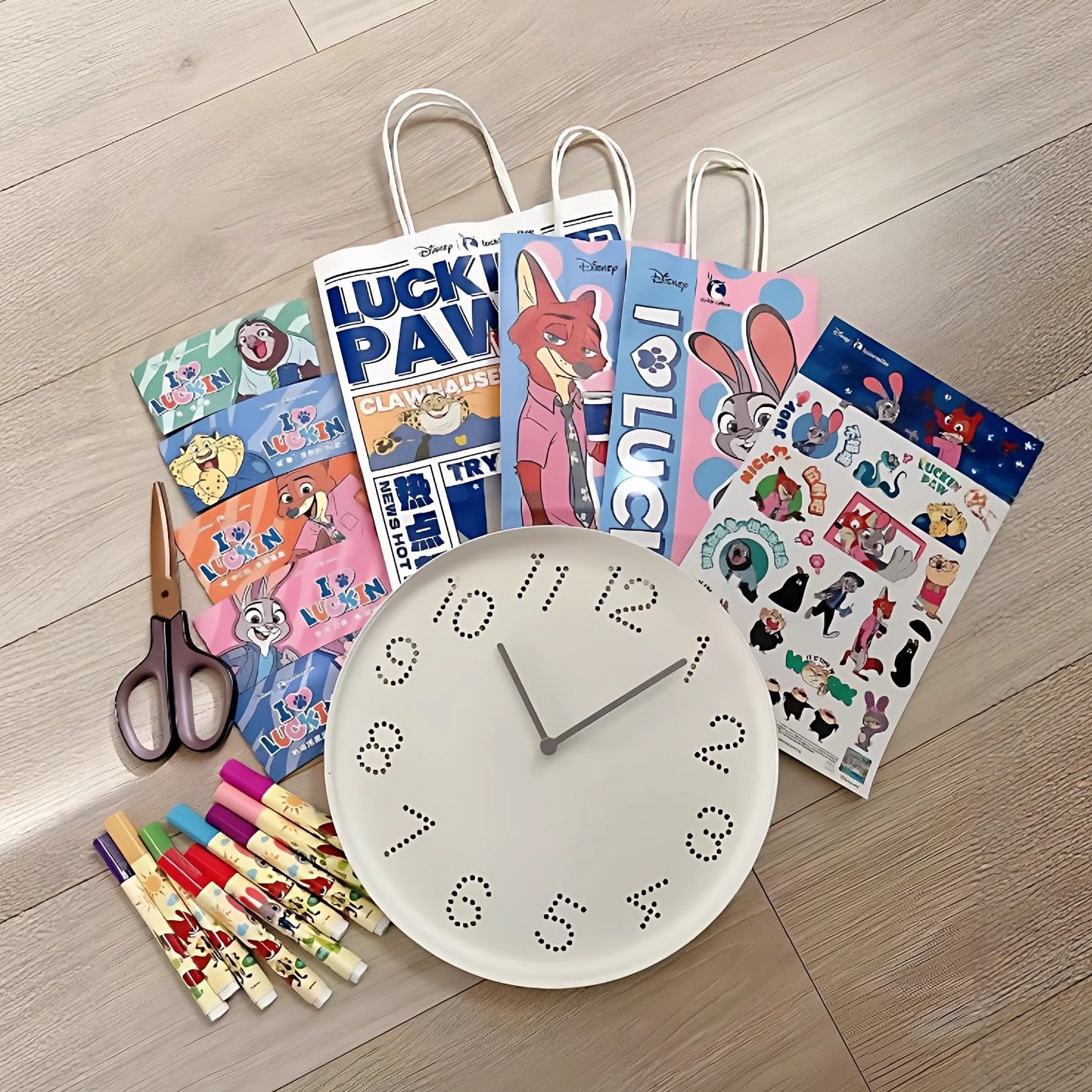 有趣的手工疯狂动物城钟表diy尼克朱迪咖啡袋自制涂色时钟装饰,家居饰品,挂钟,淘宝优惠券,粉丝福利购,淘宝优惠卷