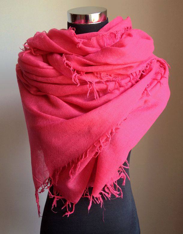 外贸原单素色薄款丝羊绒大方巾围巾披肩