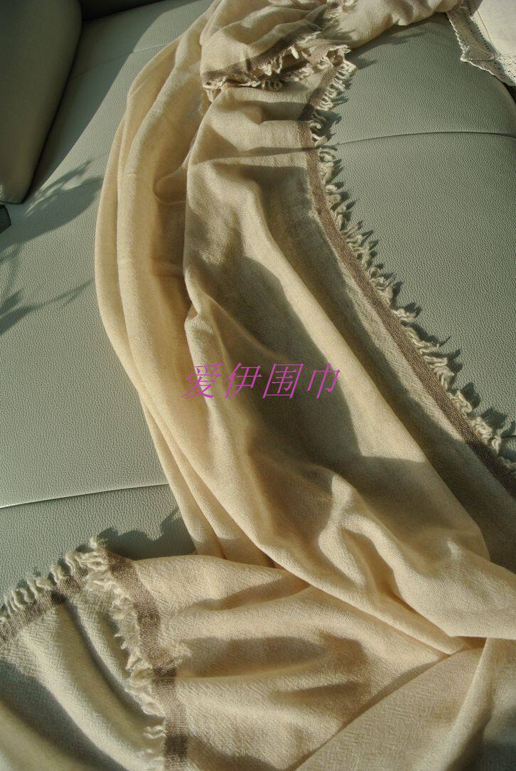 别样温暖 外贸原单素色超大蓬松保暖中薄款羊绒围巾披肩女款男款