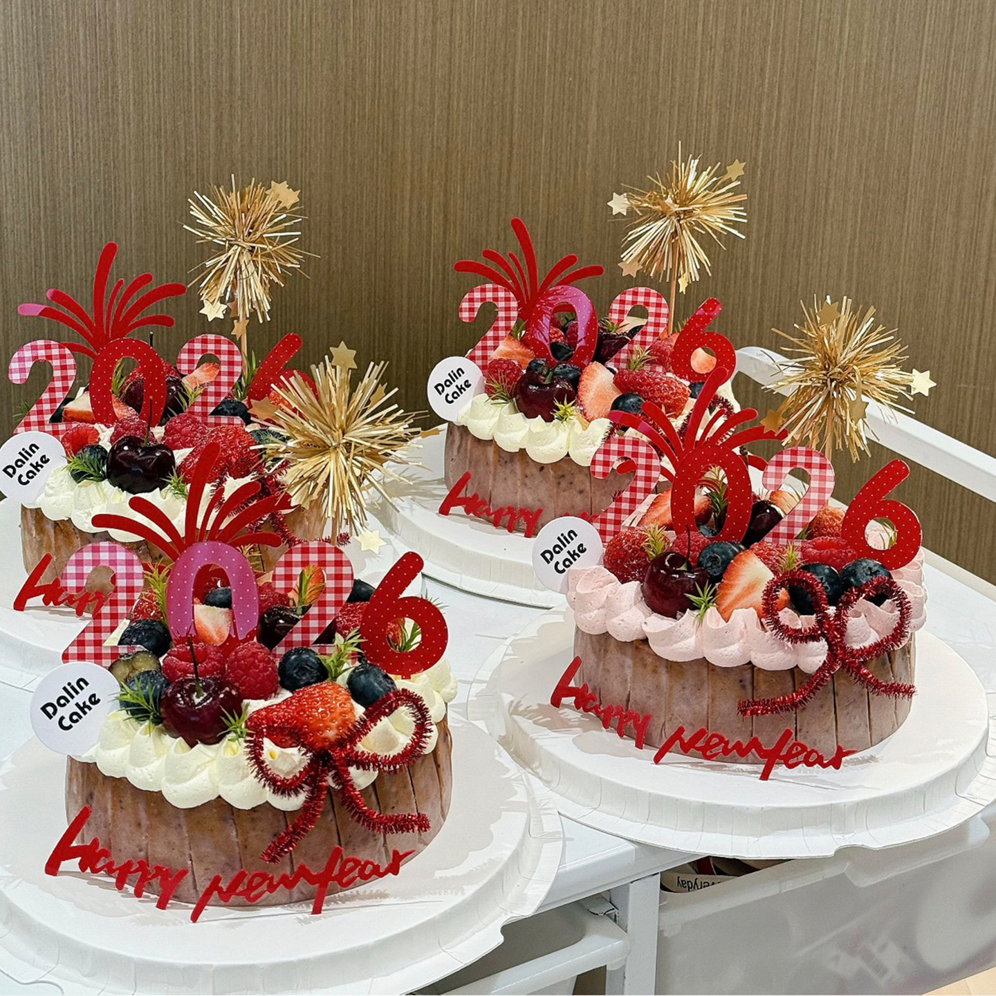 2026新年恭贺新春仪式感巴斯克蛋糕装饰彩数字礼花亚克力DIY雨丝,节庆用品/礼品,蛋糕/烘焙装饰用品,淘宝优惠券,粉丝福利购,淘宝优惠卷