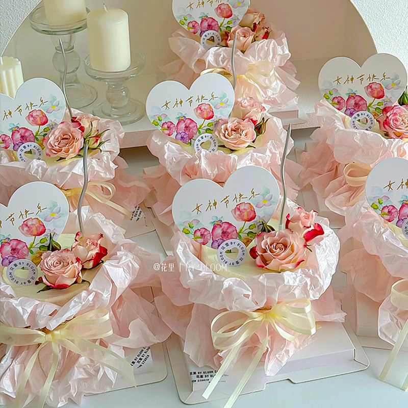 38女神节妇女节手捧花束蛋糕装饰粉嫩雪梨纸爱心印花卡片鲜花插件,节庆用品/礼品,蛋糕/烘焙装饰用品,淘宝优惠券,粉丝福利购,淘宝优惠卷