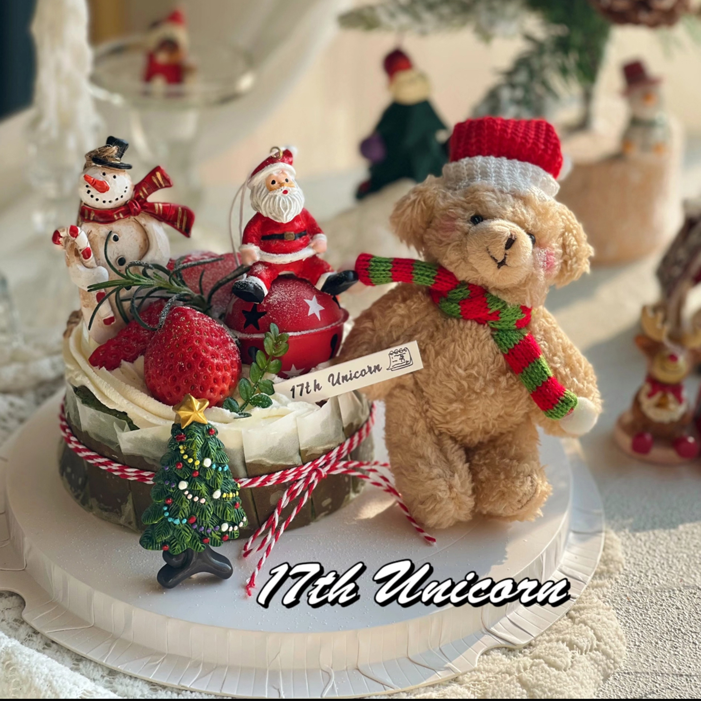 爆款圣诞节草莓抹茶巴斯克蛋糕