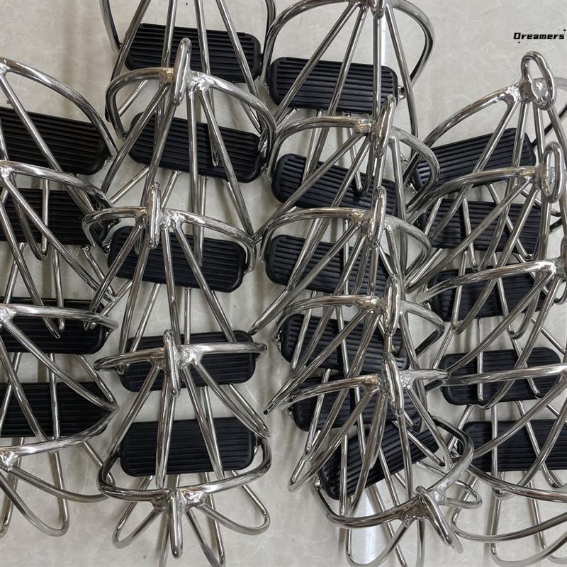 骑马不锈钢脚蹬马蹬马鞍配件安全防护套防脱脚蹬马具马术厂家