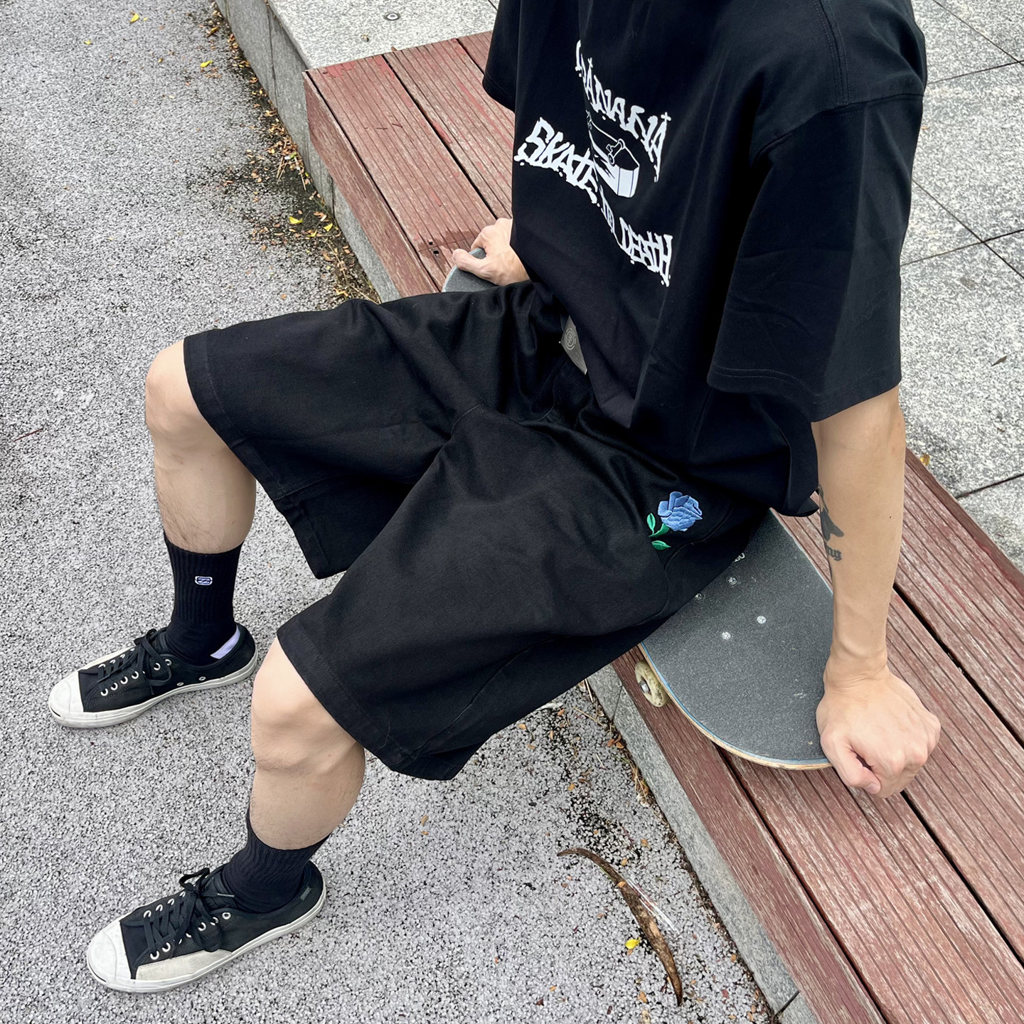 滑板水洗牛仔五分短裤 刺绣 情侣 美式街头 嘻哈街舞 冲浪 BMX