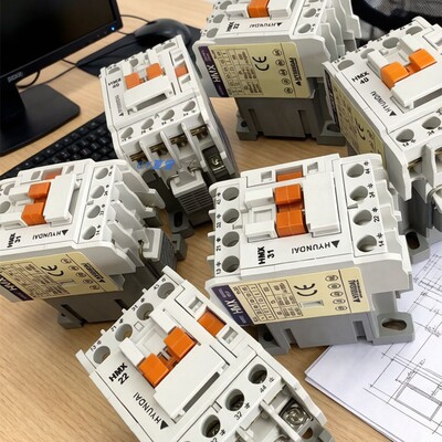 原装韩国现代直流继电器