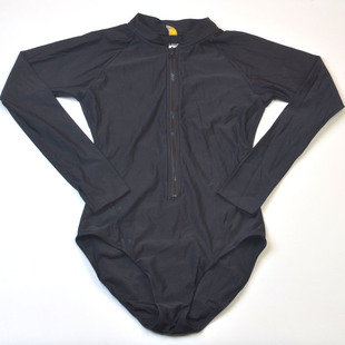 小众高端品牌LO**海边度假长袖黑色连体泳衣女时尚防晒冲浪泳装