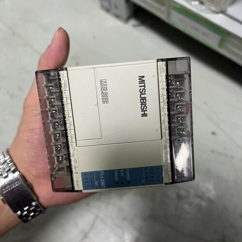 三菱PLC FX1S-20MT-001，，日本制造，【议价.顺丰包邮】