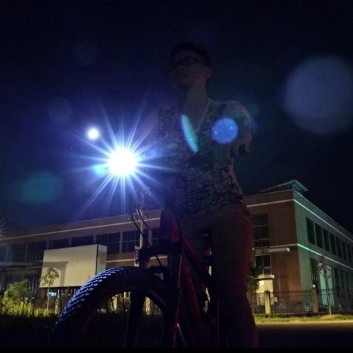 Eclairage pour vélo - phare - Ref 2398346 Image 4