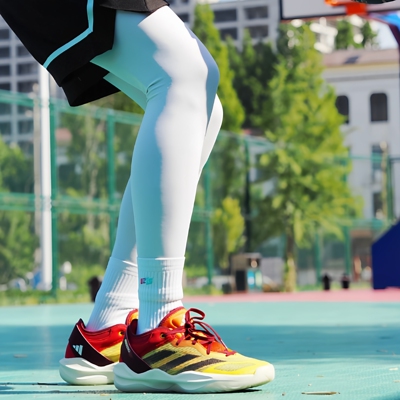 酷动城正品 Adidas男子Adizero Bounce轻质透气实战篮球鞋 IF9354