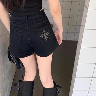 水洗刺绣黑色牛仔短裤 女装 辣妹显瘦包臀热 Dsyle大尺码 法国Rouje