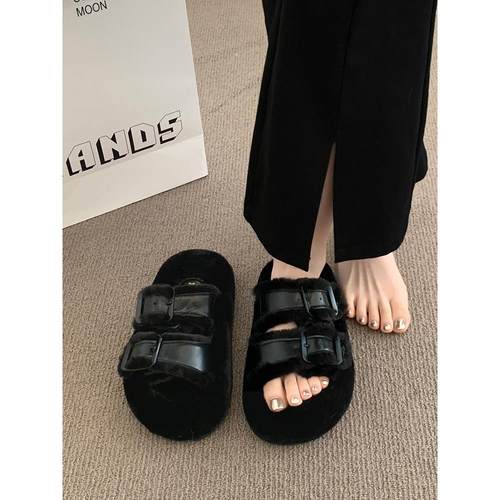 英国黑色毛毛拖鞋女外穿2025新款秋冬一脚蹬皮带扣毛茸茸一字棉拖