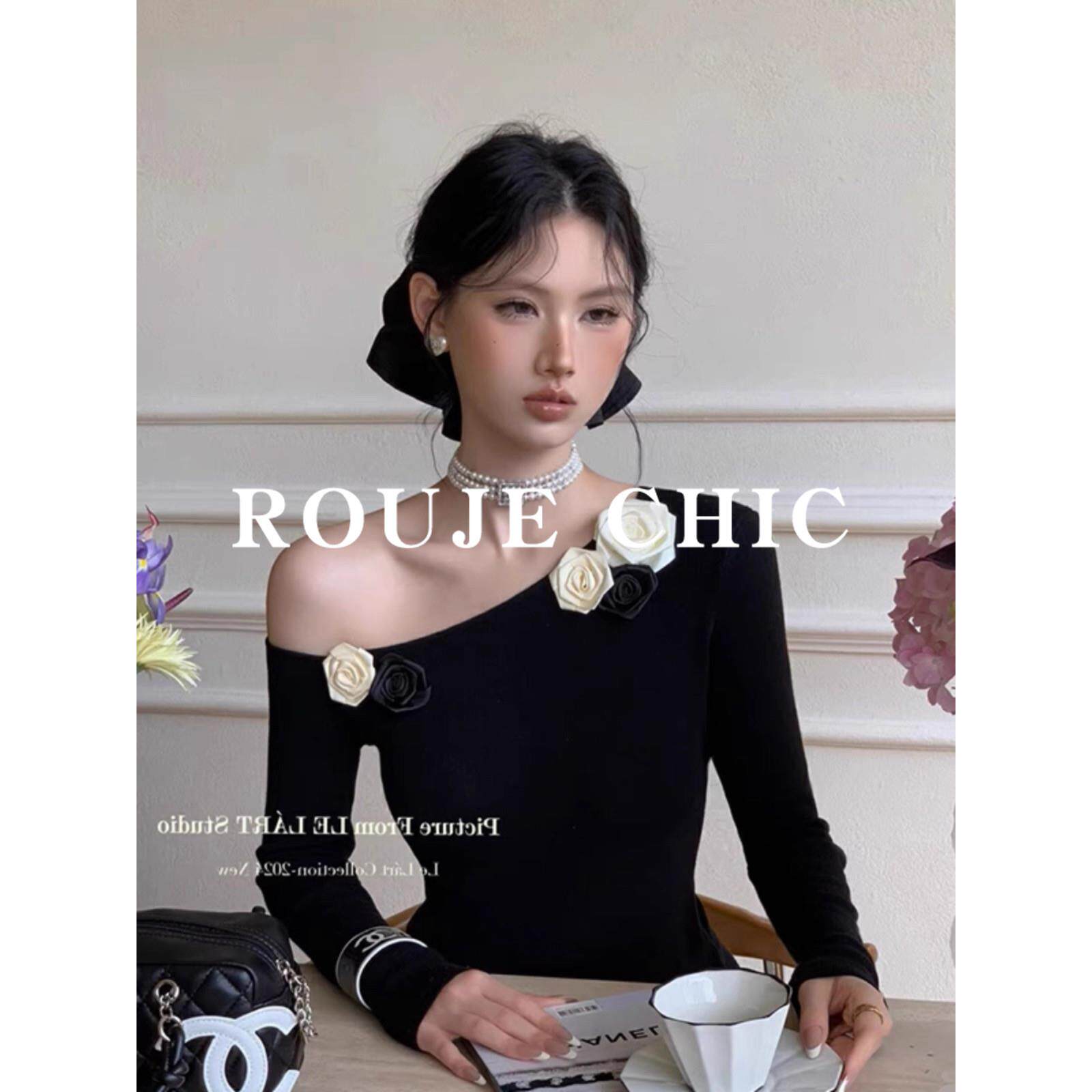 法国rouje chic法式赫本风黑色斜肩立体花朵针织衫女秋季绝美上衣