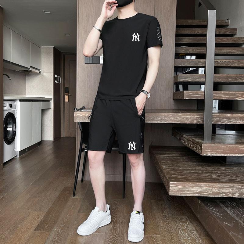 冰丝休闲跑步运动服套装男夏季新款速干薄款潮牌大码短袖两件套帅