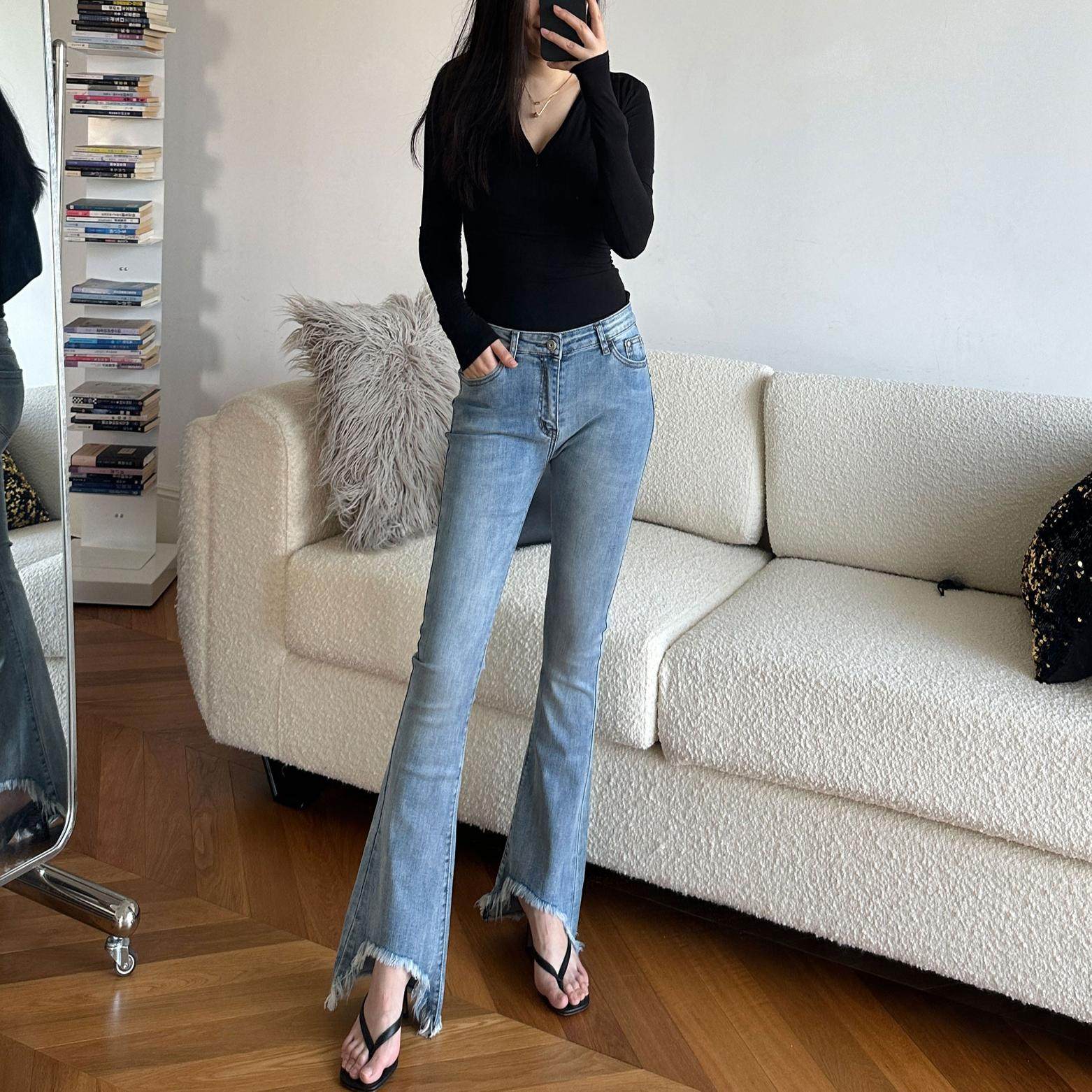 M7名七 低腰浅蓝牛仔喇叭裤春秋装修身显瘦毛边女士微喇裤子