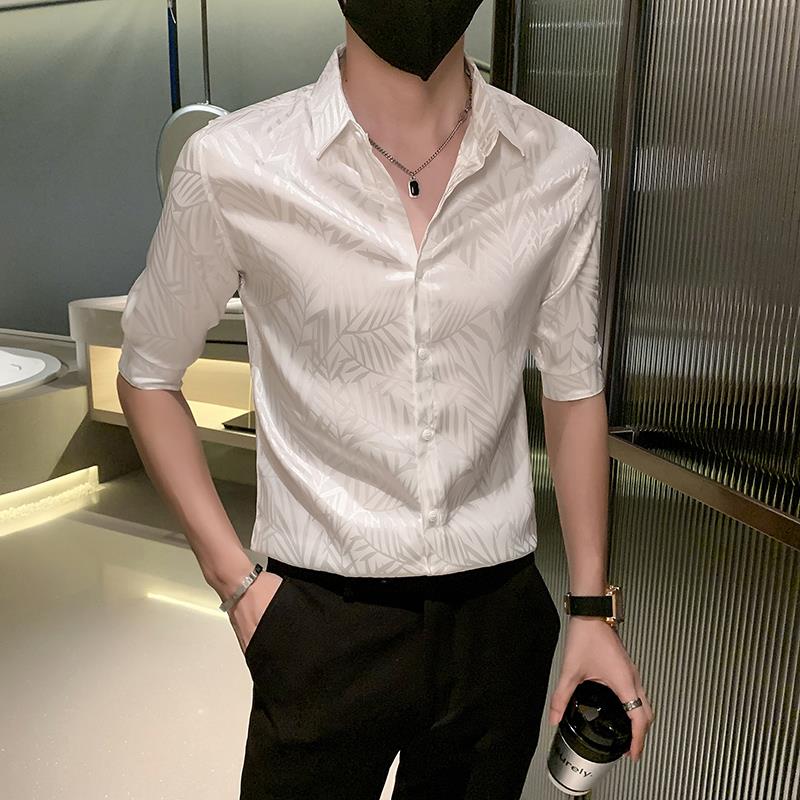 潮牌冰丝短袖衬衫男夏季2025痞帅修身五分袖白色男士花衬衣高级感