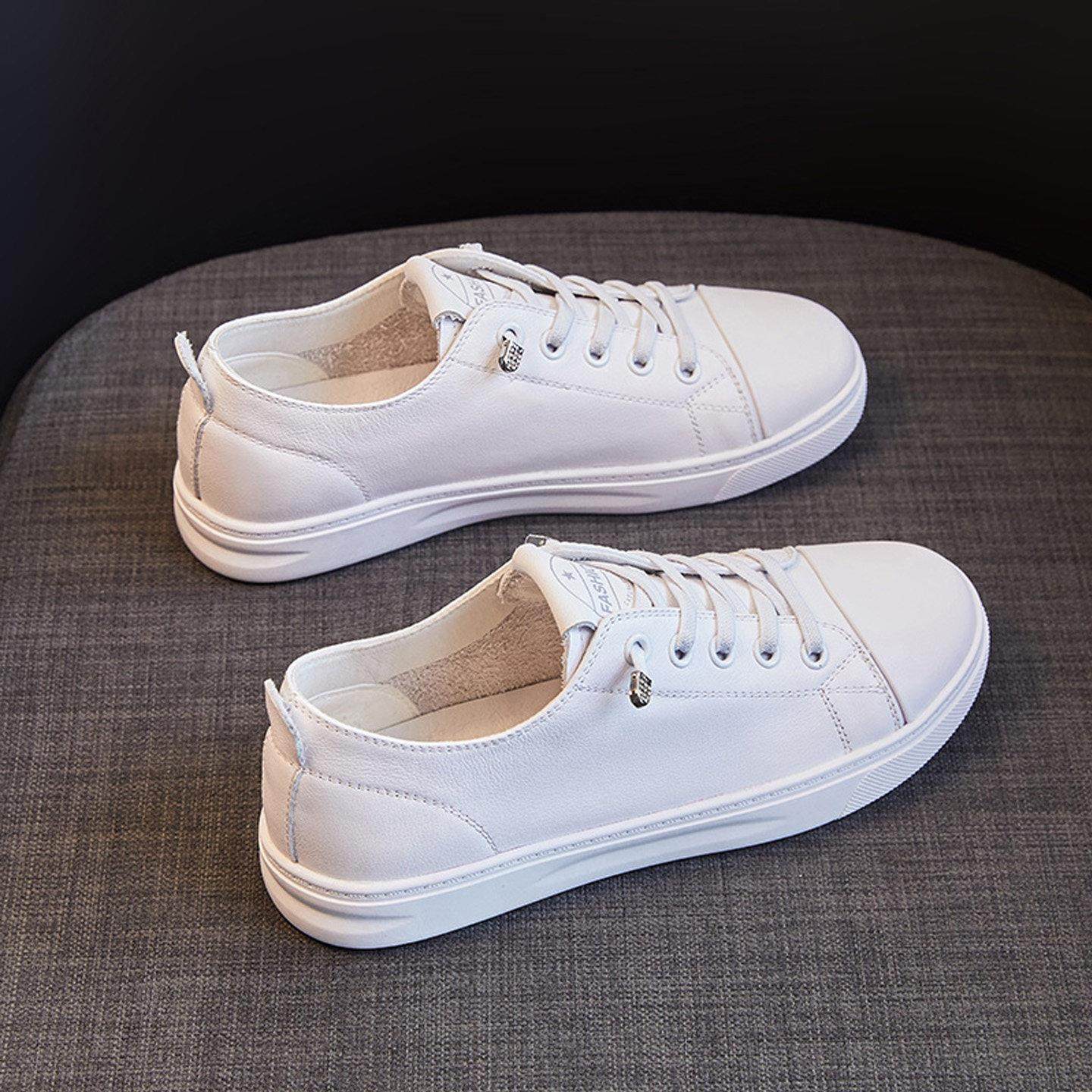 香港软底头层牛皮小白鞋女2025秋季舒适透气真皮百搭平底运动板鞋,女鞋,浅口单鞋,淘宝优惠券,粉丝福利购,淘宝优惠卷