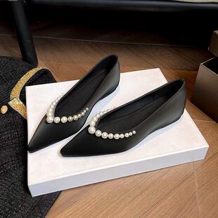 Craes Kally有一个多才多艺的优雅!尖趾平底鞋2025新尖趾珍珠设