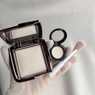 HOURGLASS柔光亮彩蜜粉饼小样清透柔焦提亮定妆粉饼光泽冷白试色