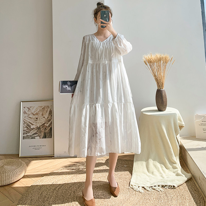 新品孕妇春装连衣裙20q25春款长款纯棉蕾丝洋气网红时尚潮春天裙