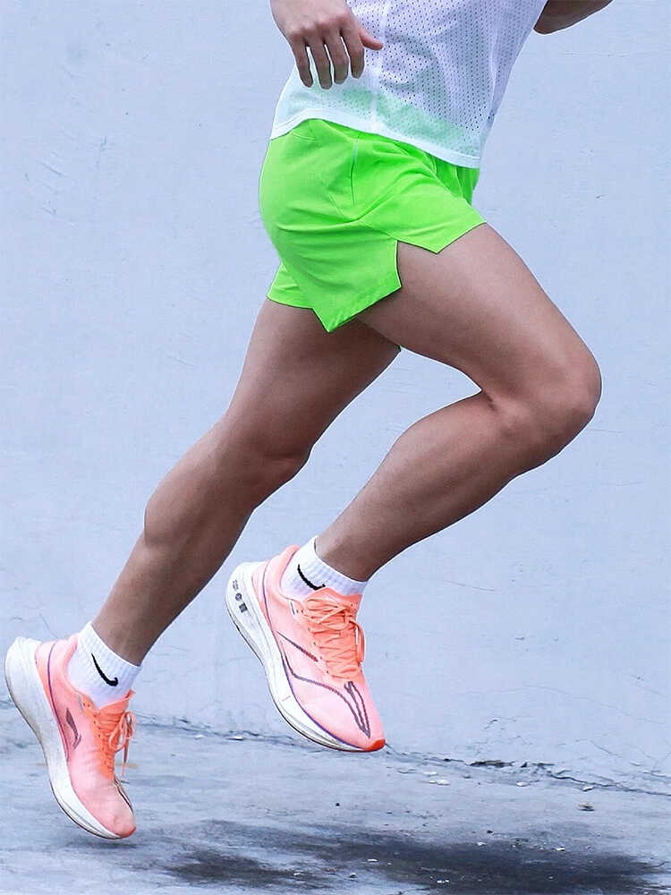 轻薄冰丝专业跑步短裤运动速干