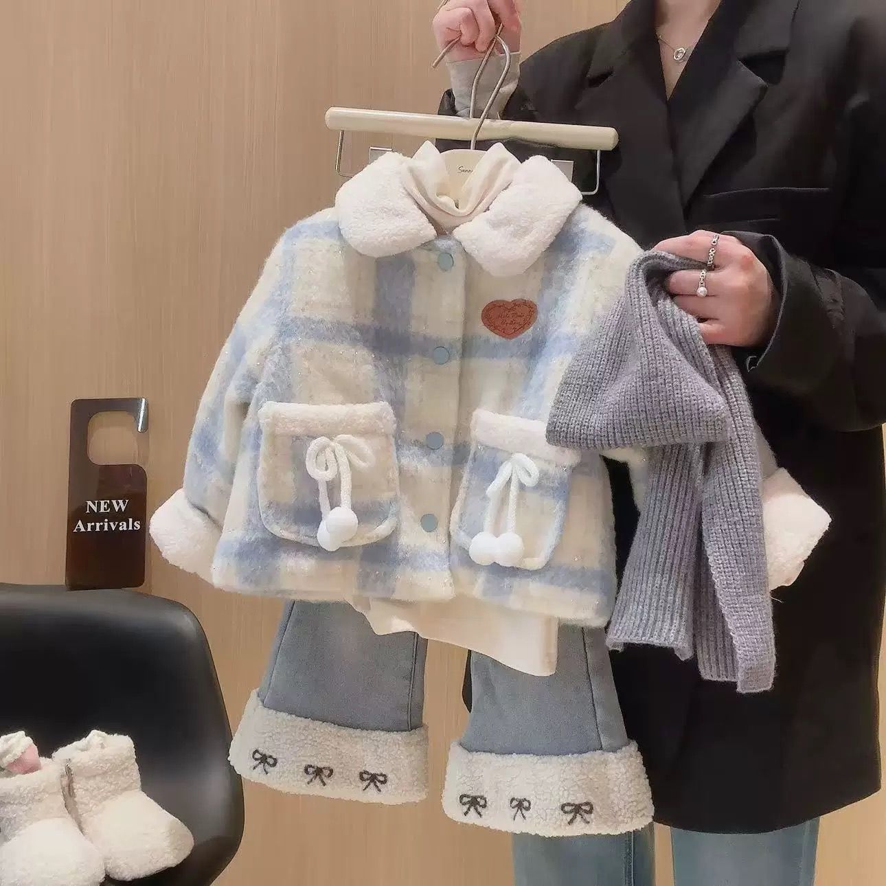 女宝宝春秋装套装2025新款