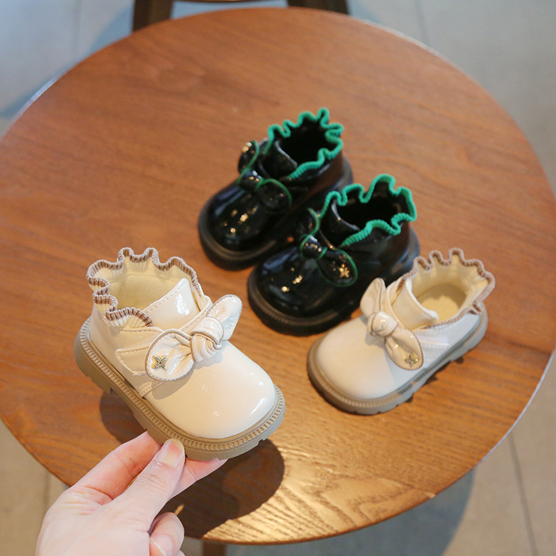 粉元素学步鞋舒适柔软