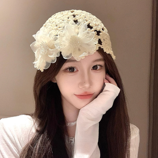 新款 2025夏季 珍珠花朵蕾丝帽女手工钩针编织镂空百搭包头堆堆帽子