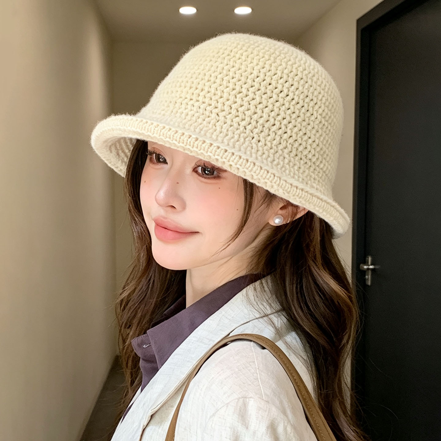秋季女款针织宽檐显脸小渔夫帽图片