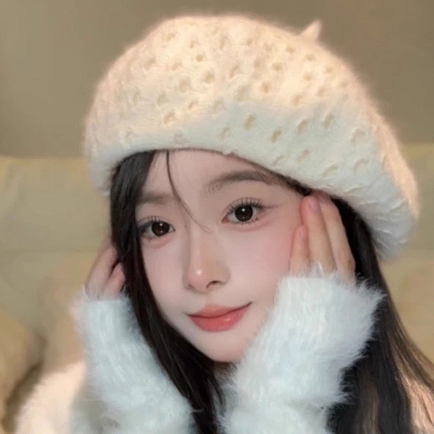 白色贝雷帽女日系镂空破洞针织帽秋冬百搭保暖大头围显脸小画家帽