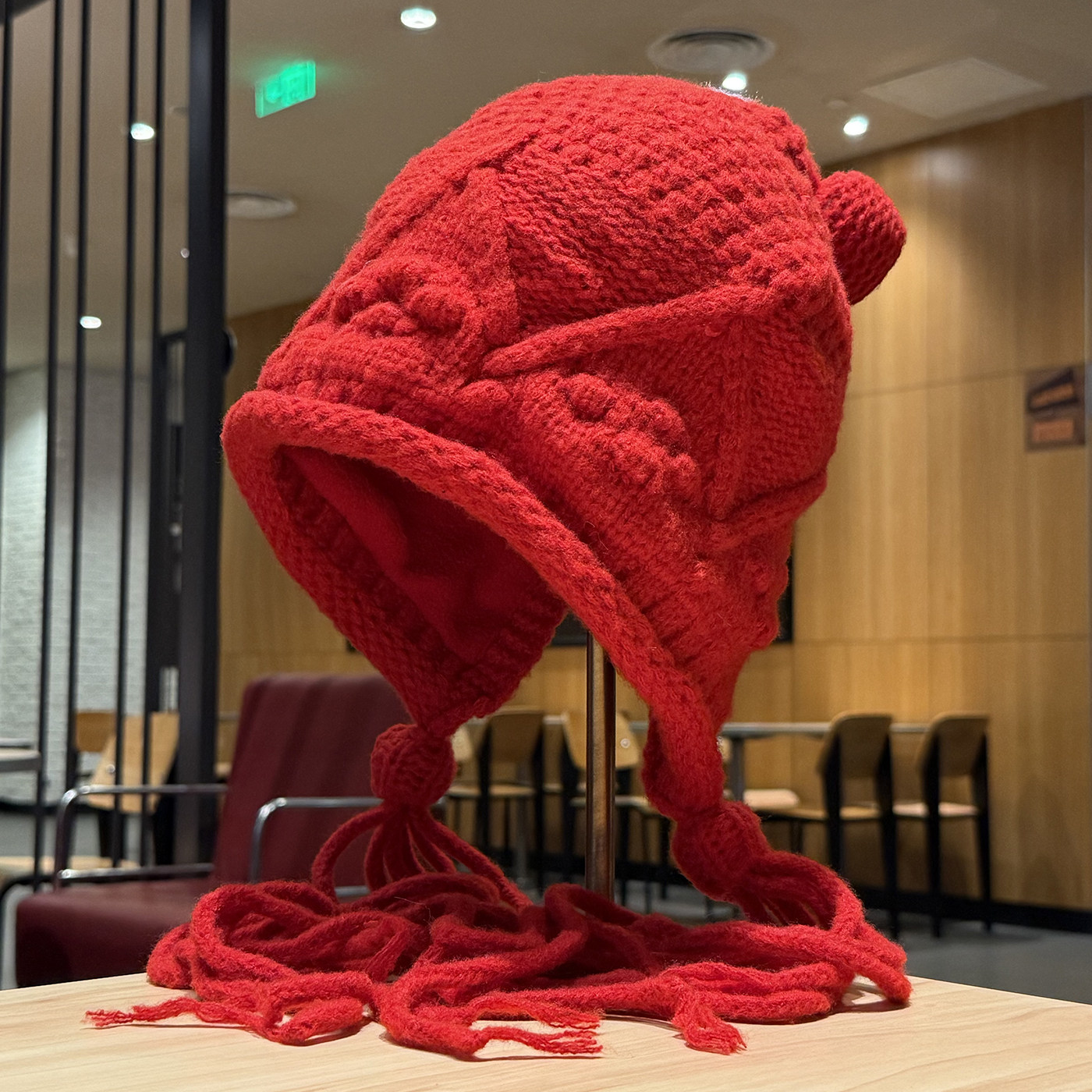 手工钩针流苏红色针织毛线帽冬季帽子女款加绒保暖防寒护耳套头帽