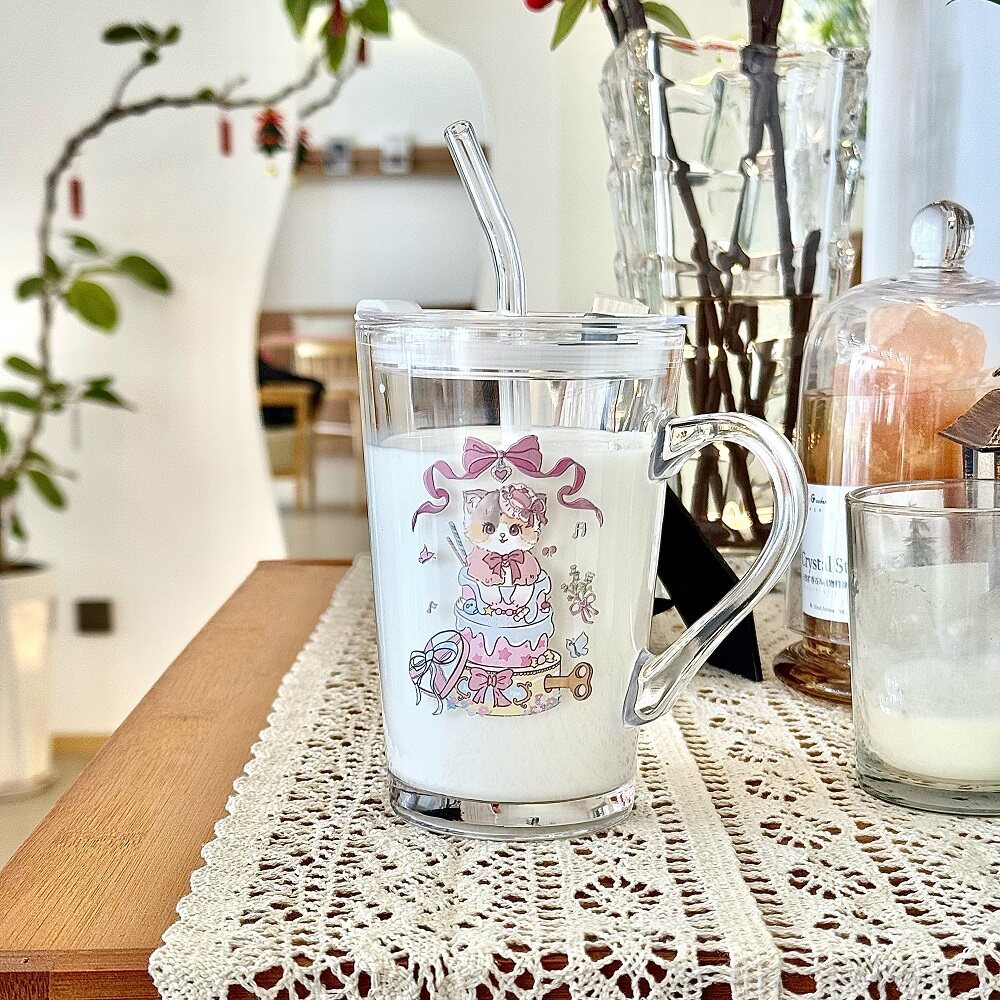 ins玻璃杯高颜值大容量带盖吸管杯子家用水杯新款咖啡牛奶杯茶杯