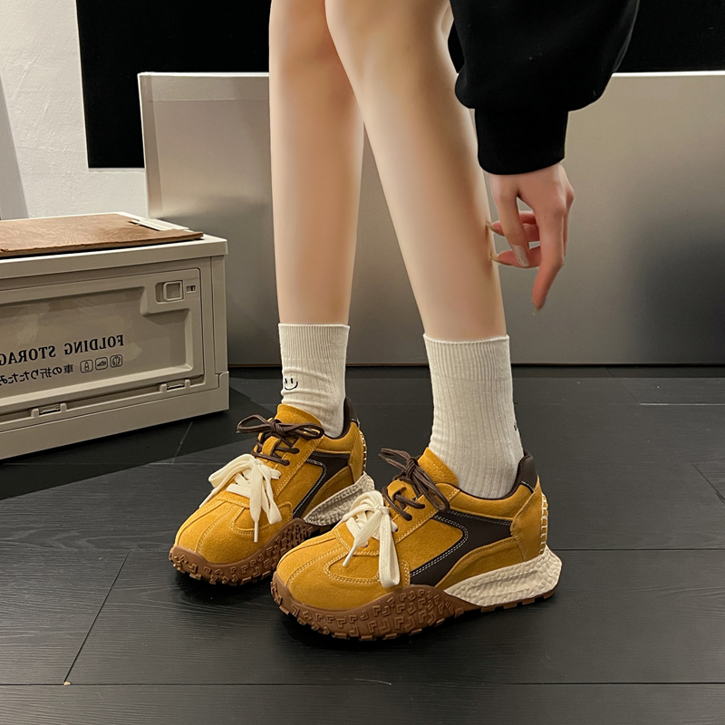7CM内增高德训鞋女2025新款超火黄色厚底运动老爹鞋休闲阿甘鞋子