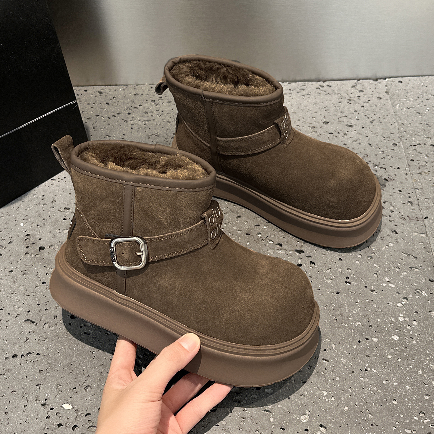 加绒加厚雪地靴女厚底面包大头靴