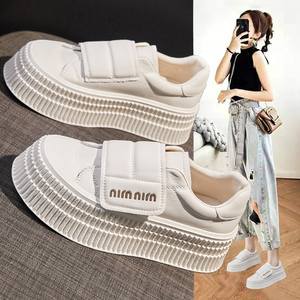 魔术贴小白鞋女2026春季新款爆款超火厚底增高运动休闲饼干板鞋子