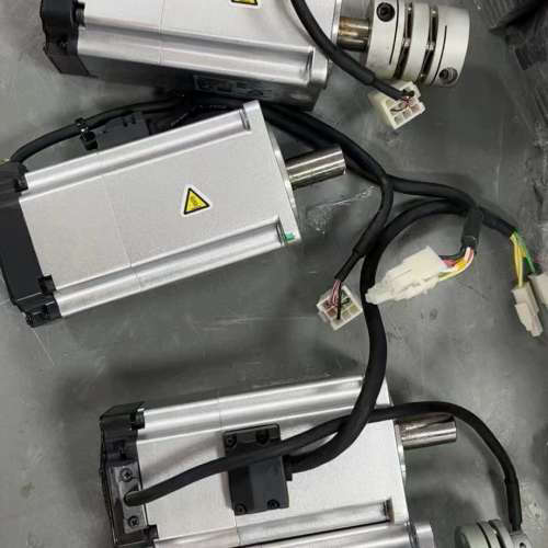 伺服a6单电机，MHMF042L1V2M，(650)，M议价