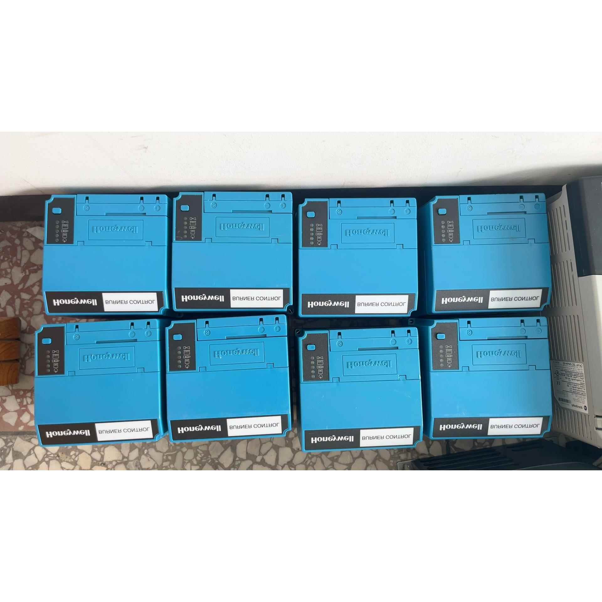霍尼韦尔燃烧控制器EC7890A1011