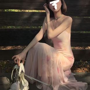 法式 收腰鱼尾长裙 粉色碎花网纱吊带连衣裙女2025夏季 海边度假修身
