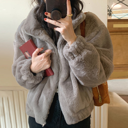 翻领宽松休闲百搭毛绒绒外套女