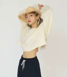 现stylenanda韩国官网25夏季新款舒适短款落肩袖T恤