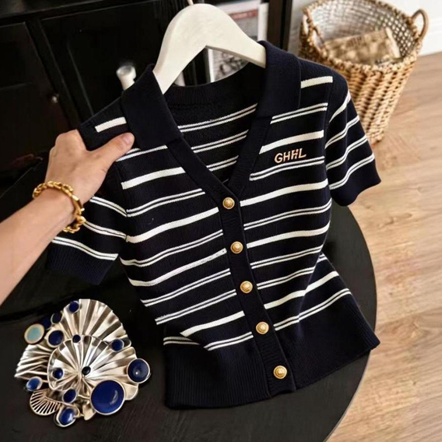 高级感polo领条纹针织衫夏季轻薄新款设计感提花短袖显瘦洋气上衣