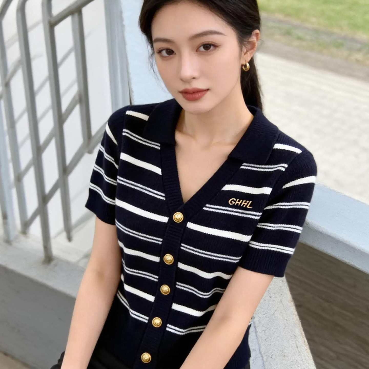 夏季新款胖mm遮肉显瘦条纹短袖翻领上衣洋气减龄百搭v领针织衫女